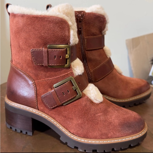 Naturalizer Suede Leather Ankle boots with zippers & cozy faux fur inside & trim - Picture 1 of 4